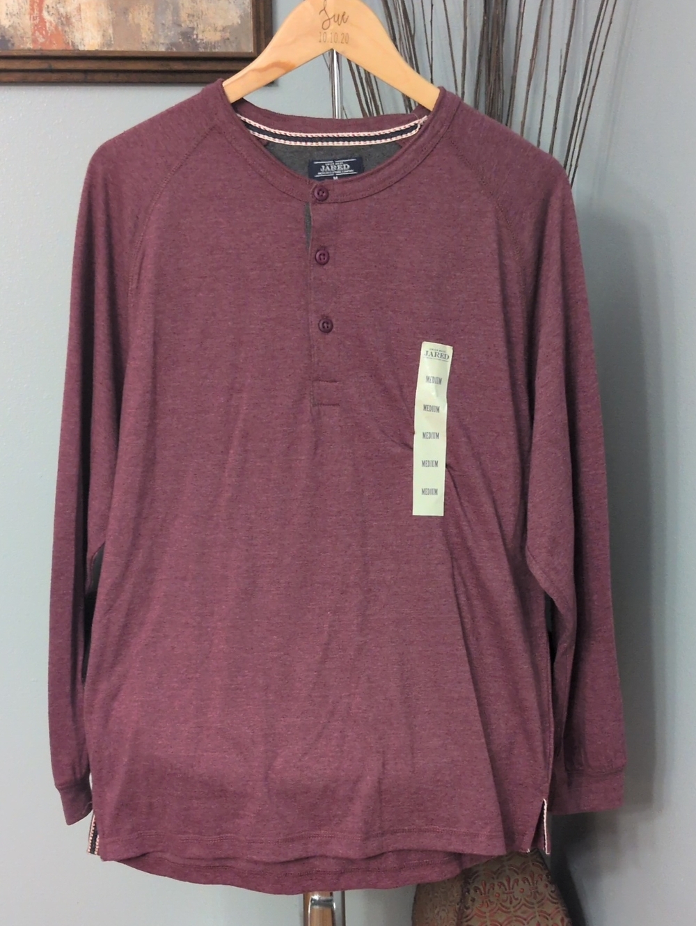 Jared Classic Long-Sleeve Henley Shirt in Burgundy - Medium